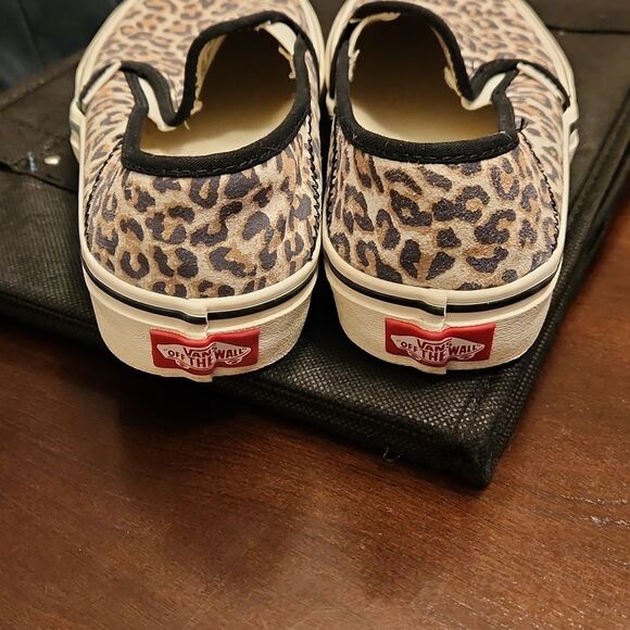 Vans Leopard-Print Slip-on Shoes Size Men's 4 Women's 5.5 - Picture 4 of 8